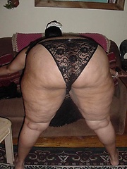 Very big black mama shows her fat ass