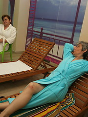 Sauna photo session of sexy mature sluts